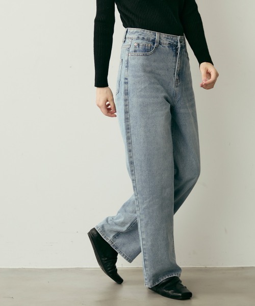 Clum(クルム)の「ヴィンテージウォッシュストレートデニムパンツ(デニムパンツ・レディース・ライトブルー/ブルー/グレー・MEDIUM/LARGE)」の21枚目の写真