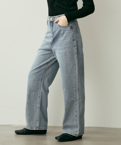 Clum(クルム)の「ヴィンテージウォッシュストレートデニムパンツ(デニムパンツ・レディース・ライトブルー/ブルー/グレー・MEDIUM/LARGE)」の22枚目の写真