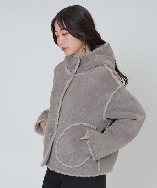 SUWDEE(スーディー)の「mouton boa reversible hooded coat(ムートンコート・レディース・グレー/ベージュ/モカ/ダークブラウン・FREE)」の12枚目の写真