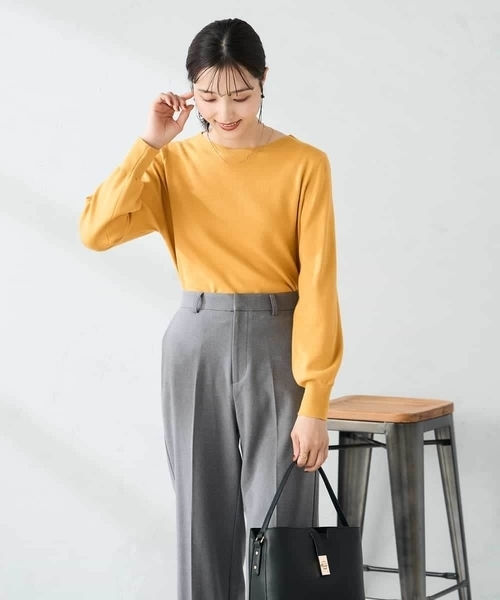 a.v.v（アーヴェヴェ）の「【洗える】ボートネック美ラクるパフスリーブニット（ニット/セーター・レディース・グレー/レッド/マスタード/パープル/ブラック/アイボリー/グレー系その他/ブルー・36/42/40/38/34）」の14枚目の写真