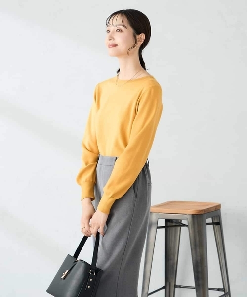 a.v.v（アーヴェヴェ）の「【洗える】ボートネック美ラクるパフスリーブニット（ニット/セーター・レディース・グレー/レッド/マスタード/パープル/ブラック/アイボリー/グレー系その他/ブルー・36/42/40/38/34）」の15枚目の写真