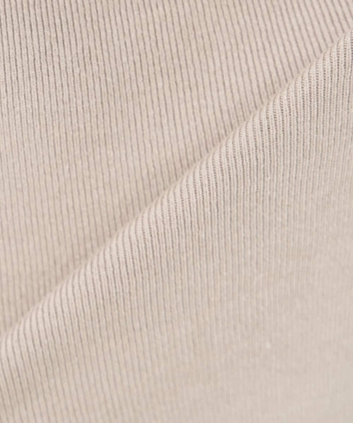 a.v.v（アーヴェヴェ）の「【洗える】ボートネック美ラクるパフスリーブニット（ニット/セーター・レディース・グレー/レッド/マスタード/パープル/ブラック/アイボリー/グレー系その他/ブルー・36/42/40/38/34）」の11枚目の写真