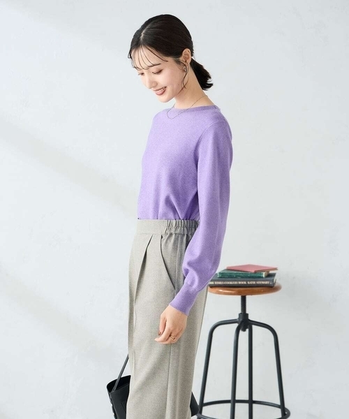 a.v.v（アーヴェヴェ）の「【洗える】ボートネック美ラクるパフスリーブニット（ニット/セーター・レディース・グレー/レッド/マスタード/パープル/ブラック/アイボリー/グレー系その他/ブルー・36/42/40/38/34）」の9枚目の写真