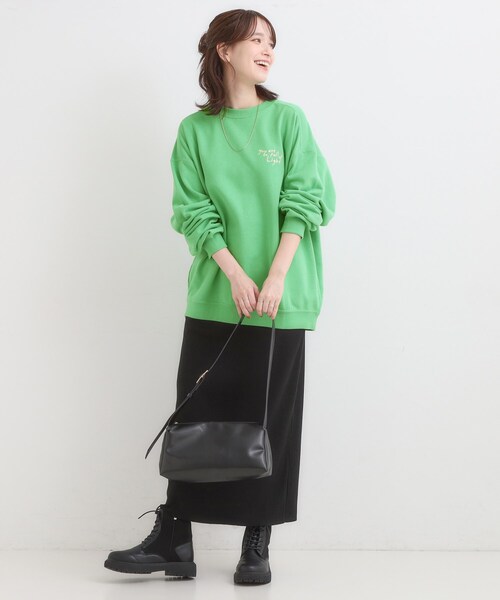 SHOO・LA・RUE（シューラルー）の「【選べる4柄】グラフィックアソート オーバーサイズ 裏毛スウェット（スウェット・レディース・チャコールグレー/グリーン系その他4/ホワイト系3/ピンク系4・00）」の12枚目の写真