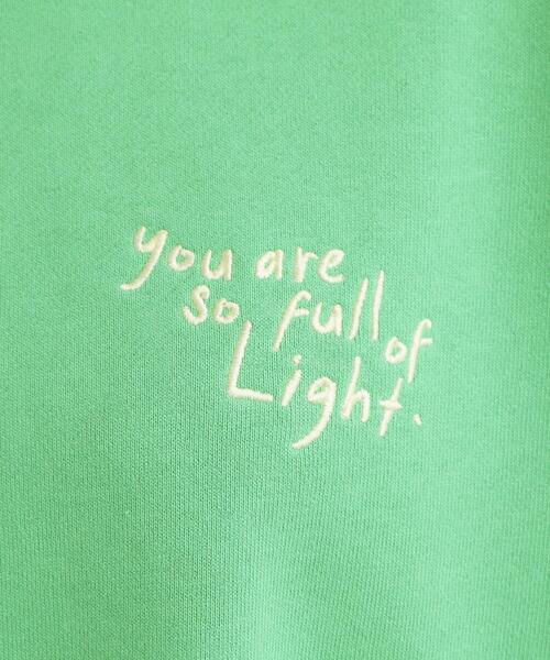 SHOO・LA・RUE（シューラルー）の「【選べる4柄】グラフィックアソート オーバーサイズ 裏毛スウェット（スウェット・レディース・チャコールグレー/グリーン系その他4/ホワイト系3/ピンク系4・00）」の13枚目の写真