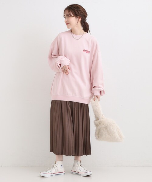 SHOO・LA・RUE（シューラルー）の「【選べる4柄】グラフィックアソート オーバーサイズ 裏毛スウェット（スウェット・レディース・チャコールグレー/グリーン系その他4/ホワイト系3/ピンク系4・00）」の16枚目の写真