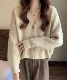 ボタン付きニットカーディガン