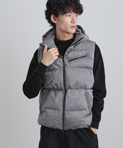 tk.TAKEO KIKUCHI(ティーケータケオキクチ)の「ポリストレッチ中綿ベスト(その他アウター・メンズ・グレー系4/ブラック・04/03/02)」の2枚目の写真