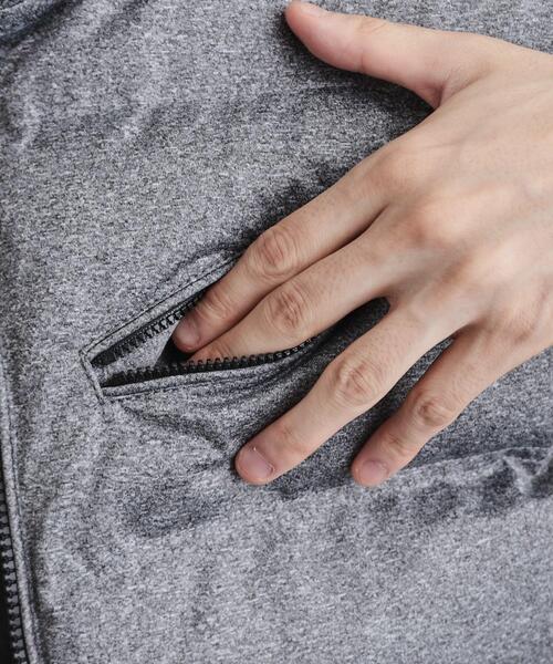 tk.TAKEO KIKUCHI(ティーケータケオキクチ)の「ポリストレッチ中綿ベスト(その他アウター・メンズ・グレー系4/ブラック・04/03/02)」の22枚目の写真