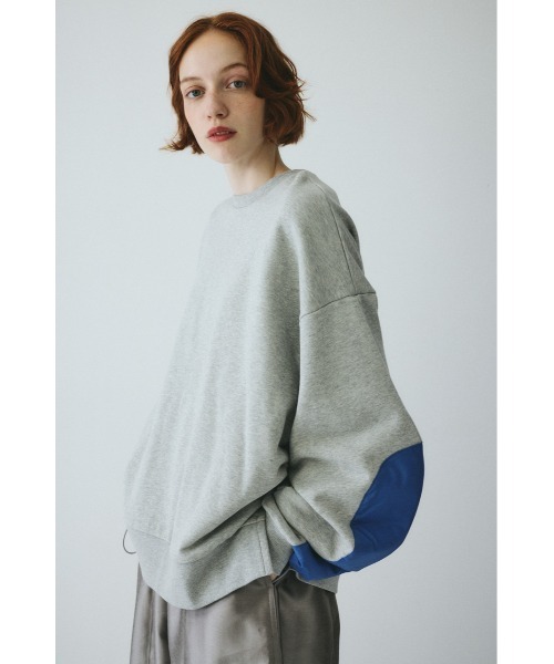 HeRIN.CYE（ヘリンドットサイ）の「Elbow patchi cut tops　　エルボーパッチカットトップス（スウェット・レディース・ブラック/ブラウン/グレー・FREE）」の2枚目の写真