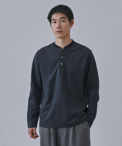 B.C STOCK（ベーセーストック）の「ツイルダンボール ヘンリーネックロンTEE（Tシャツ/カットソー・メンズ・ホワイト/チャコールグレー/ブラック/ネイビー・MEDIUM/LARGE）」の4枚目の写真