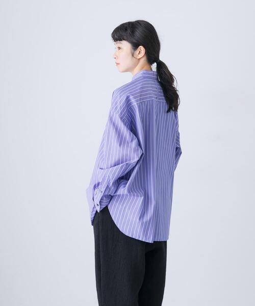 かぐれ(カグレ)の「コットンストライプレギュラーシャツ(シャツ/ブラウス・レディース・ブルー/ライトブルー・FREE)」の16枚目の写真