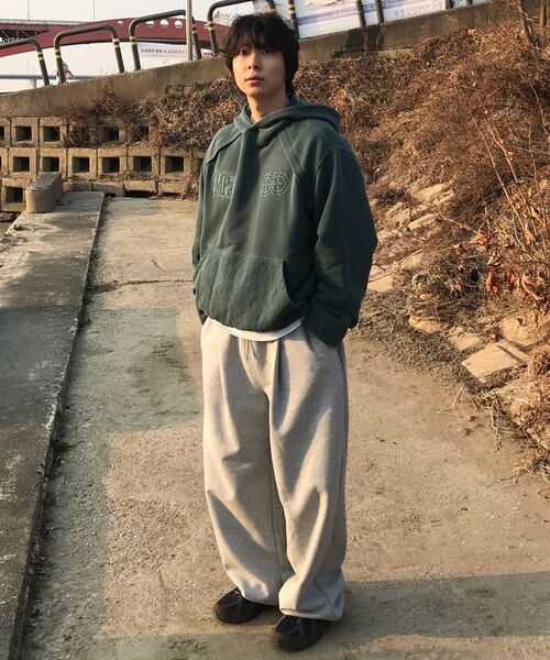 F.ILLUMINATE(フィルミネイト)の「オーバーラップスウェットパンツ-ブラック(スウェットパンツ・レディース・その他・SMALL/MEDIUM/LARGE)」の14枚目の写真