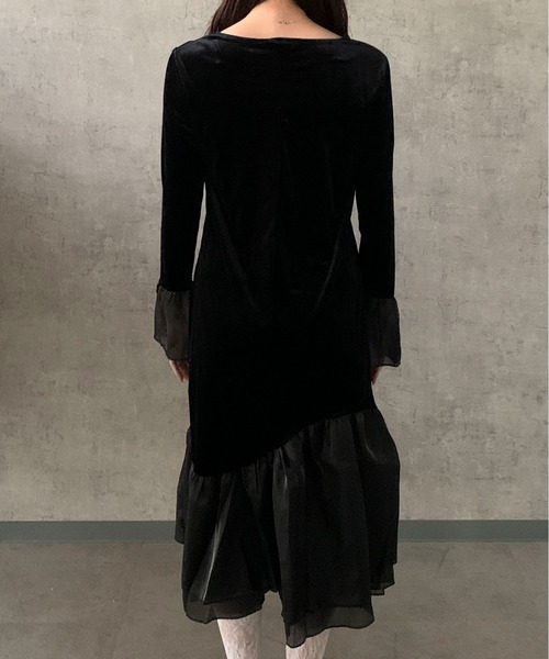 Maison Calme(メゾンカルム)の「【追加販売開始♪】ベロア切替オーガンジーギャザーロングワンピース アシメデザイン オケージョン(ワンピース・レディース・ブラック・M/L)」の12枚目の写真