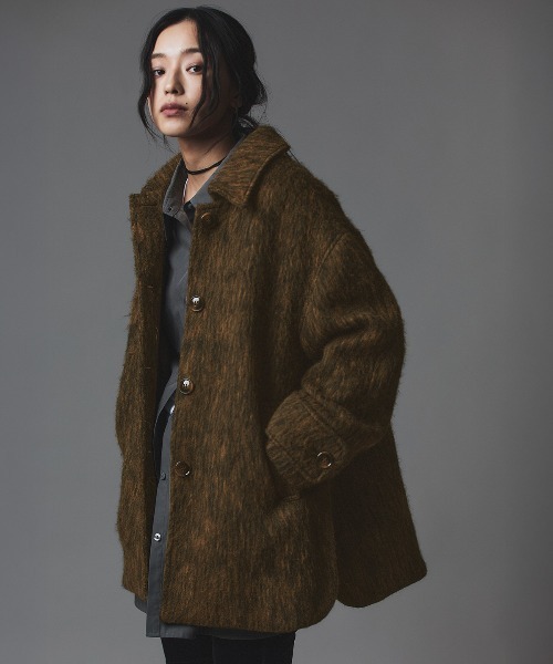 W:Huku(フーク)の「ウール シャギー ステンカラー コート / Wool Shaggy Soutien Collar Coat(ピーコート・レディース・ライトベージュ/ブラウン/チャコール/マスタード・FREE)」の22枚目の写真