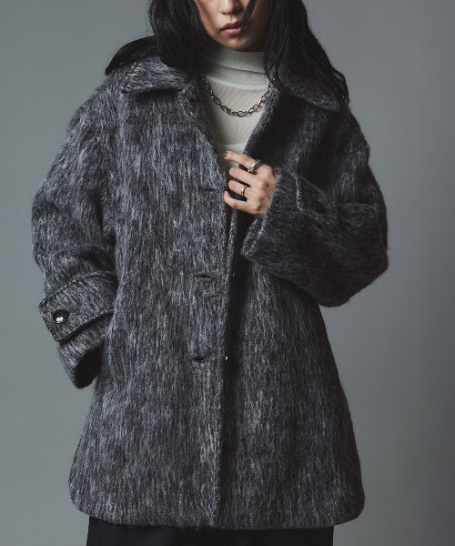 W:Huku(フーク)の「ウール シャギー ステンカラー コート / Wool Shaggy Soutien Collar Coat(ピーコート・レディース・ライトベージュ/ブラウン/チャコール/マスタード・FREE)」の9枚目の写真