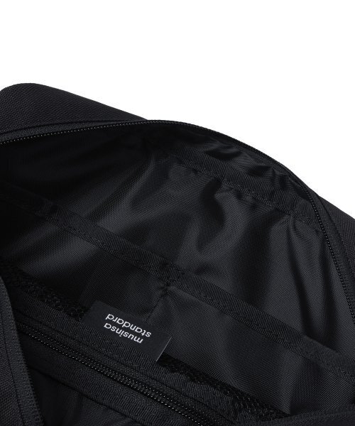 MUSINSA STANDARD（ムシンサスタンダード）の「コーデュラスクエアウエストバッグ[ブラック]（ボディバッグ/ウエストポーチ・レディース・その他・FREE）」の7枚目の写真