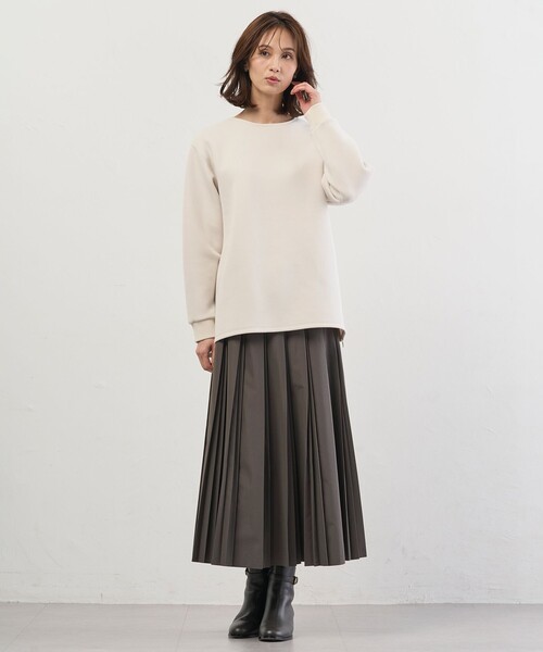 J.PRESS(ジェイプレス)の「ダンボールジャージー プルオーバー カットソー(Tシャツ/カットソー・レディース・ネイビー系/ライトグリーン系/ライトグレー系/ベージュ系・T13)」の7枚目の写真