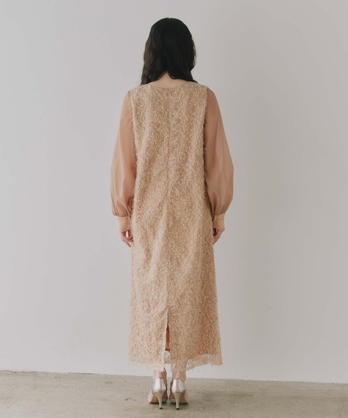 kaene(カエン)の「スパンコールヤーンドレス【結婚式 二次会 同窓会 成人式 パーティードレス】(ワンピース・レディース・ベージュ・S/M)」の4枚目の写真