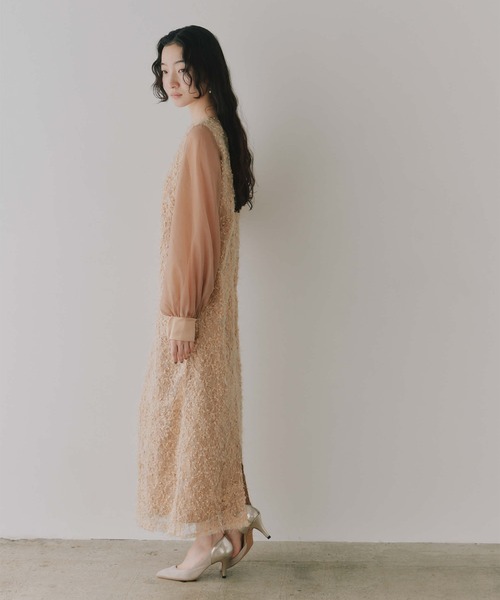 kaene(カエン)の「スパンコールヤーンドレス【結婚式 二次会 同窓会 成人式 パーティードレス】(ワンピース・レディース・ベージュ・S/M)」の3枚目の写真