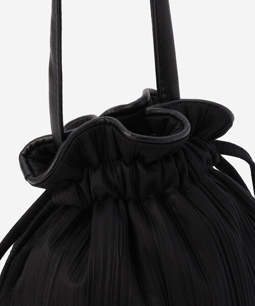 Bshop（ビショップ）の「eunoia | クロスバッグ BLACK WOMEN（ショルダーバッグ・レディース・ブラック・ONE）」の7枚目の写真