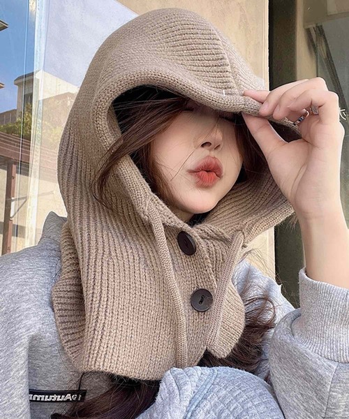 VIBGYOR（ヴィブジョー）の「pur chouchou/ボタン付き ニット バラクラバ P4405（ニットキャップ/ビーニー・レディース・アイボリー/グレイッシュベージュ/グレー/ブラック・FREE）」の4枚目の写真