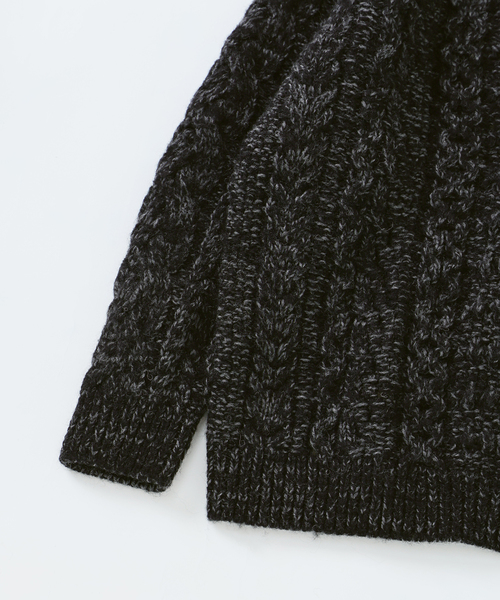 Yonetomi（ヨネトミ）の「米富繊維 / Yonetomi 別注 アラン セーター（ニット/セーター・メンズ・ブラウン/チャコールグレー・LARGE/MEDIUM）」の5枚目の写真