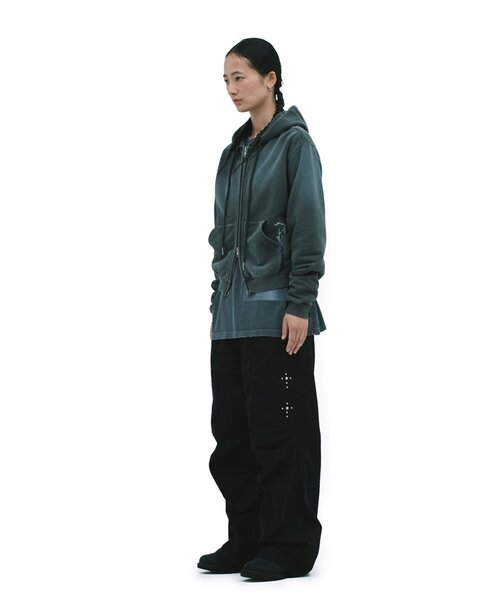 DEFGARMENTS(デフグラメンツ)の「【DEFGARMENTS】PIG BRUSHED HOOD ZIPUP(パーカー・レディース・カーキ/チャコールグレー/ブルー系その他・LARGE/SMALL)」の5枚目の写真