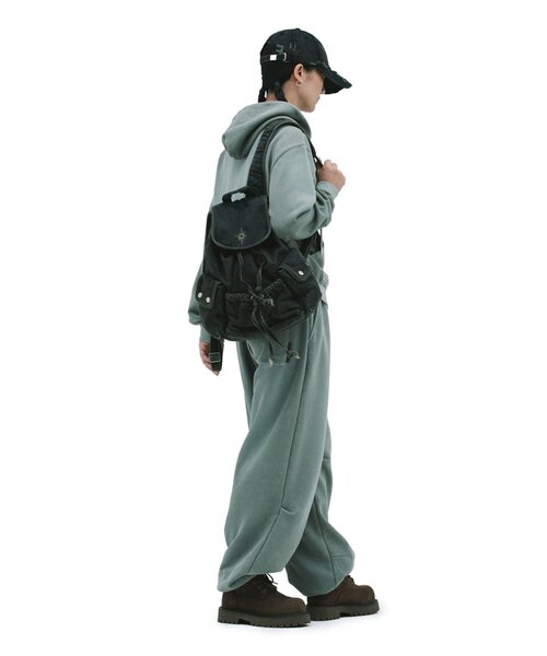 DEFGARMENTS(デフグラメンツ)の「【DEFGARMENTS】PIG BRUSHED HOOD ZIPUP(パーカー・レディース・カーキ/チャコールグレー/ブルー系その他・LARGE/SMALL)」の8枚目の写真