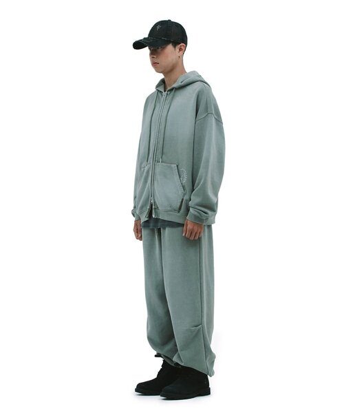 DEFGARMENTS(デフグラメンツ)の「【DEFGARMENTS】PIG BRUSHED HOOD ZIPUP(パーカー・レディース・カーキ/チャコールグレー/ブルー系その他・LARGE/SMALL)」の10枚目の写真