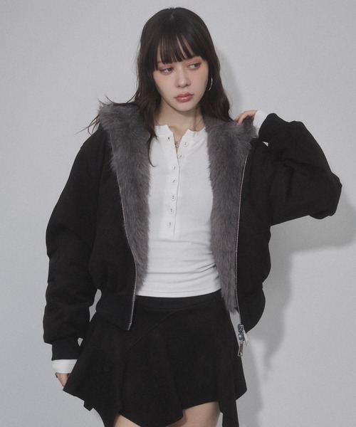 ENVYM（アンビー）の「リバーシブルスウェードファーブルゾン（その他アウター・レディース・ブラック/カーキ・FREE）」の3枚目の写真