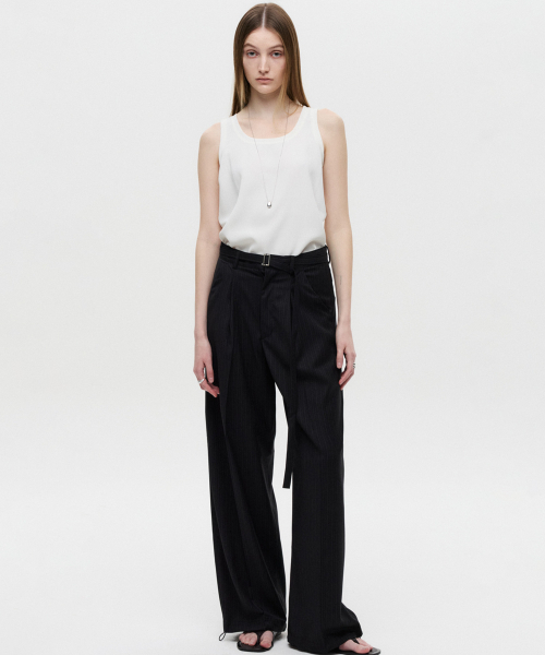 DNSR WOMEN（ディーエヌエスアールウーマン）の「ベルト付きストライプスラックスブラック（スラックス・レディース・その他・SMALL/MEDIUM）」の2枚目の写真