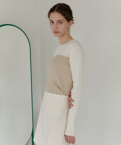 YUPPE(ヨッペ)の「LINE GOLGI KNIT_BEIGE(ニット/セーター・レディース・その他・FREE)」の4枚目の写真