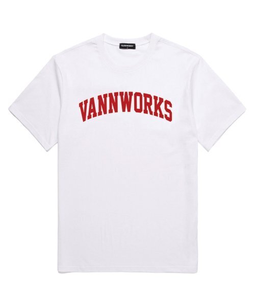 VANNWORKS(バンワークス)の「アーチロゴ半袖Tシャツ (VS0020) ホワイト_レッド(Tシャツ/カットソー・レディース・その他・LARGE/MEDIUM/SMALL/X-LARGE/XX-LARGE)」の1枚目の写真