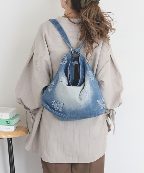 crossi(クロッシー)の「ロゴワッペンデニムショルダーバッグ(ショルダーバッグ・レディース・ネイビー/ブラック/ブルー・FREE)」の12枚目の写真