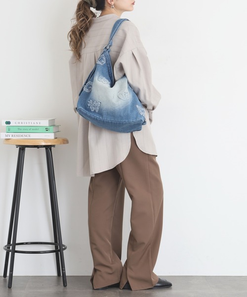 crossi(クロッシー)の「ロゴワッペンデニムショルダーバッグ(ショルダーバッグ・レディース・ネイビー/ブラック/ブルー・FREE)」の18枚目の写真