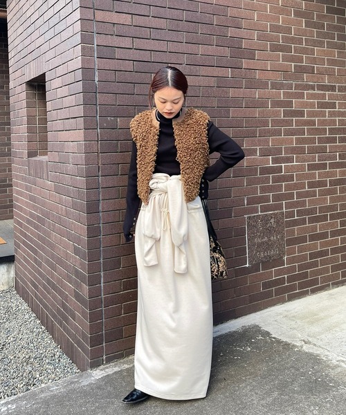 UND COMPACT BOA KNIT VEST（ベスト）｜Ameri（アメリ）のファッション
