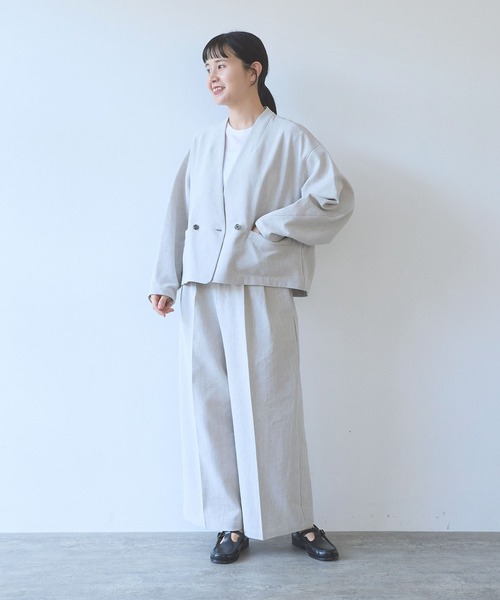 yuni(ユニ )の「Linen/Polyester double cocoon short ジャケット(ノーカラージャケット・レディース・ブラウン・FREE)」の19枚目の写真