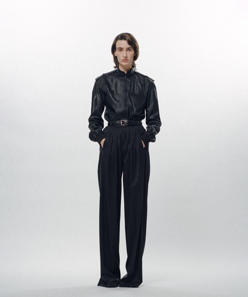 KEISUKEYOSHIDA（ケイスケヨシダ）の「Forward-Gathered Tuck Trousers（スラックス・レディース・ブラック/グレー・S/M/L）」の3枚目の写真