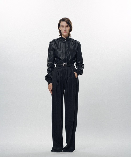 KEISUKEYOSHIDA（ケイスケヨシダ）の「Forward-Gathered Tuck Trousers（スラックス・レディース・ブラック/グレー・S/M/L）」の4枚目の写真