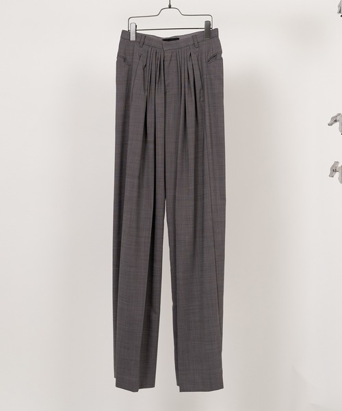 KEISUKEYOSHIDA（ケイスケヨシダ）の「Forward-Gathered Tuck Trousers（スラックス・レディース・ブラック/グレー・S/M/L）」の14枚目の写真