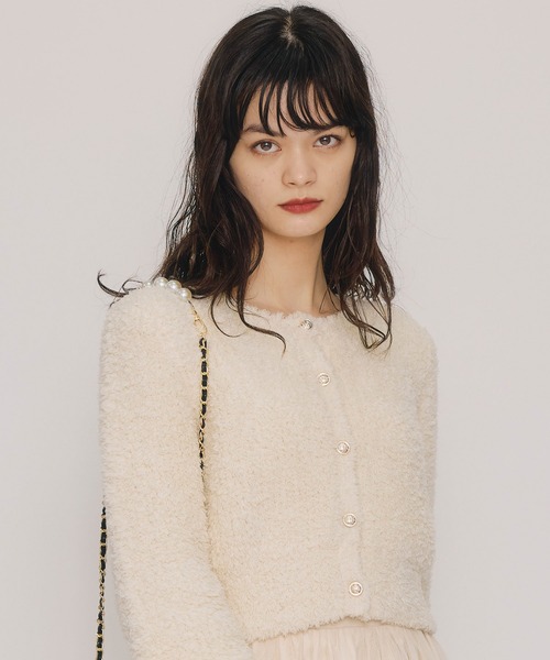 REDYAZEL（レディアゼル）の「フラッフィブークレシャギーニットカーディガン（カーディガン/ボレロ・レディース・ベージュ/オフホワイト/ブラック/サックスブルー・FREE）」の3枚目の写真