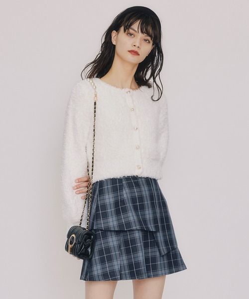 REDYAZEL（レディアゼル）の「フラッフィブークレシャギーニットカーディガン（カーディガン/ボレロ・レディース・ベージュ/オフホワイト/ブラック/サックスブルー・FREE）」の14枚目の写真