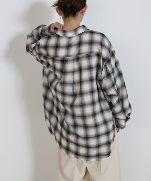 select MOCA（セレクトモカ）の「チェックシアーオーバーシャツ（シャツ/ブラウス・レディース・オフホワイト/カーキ/ブラック・FREE）」の20枚目の写真