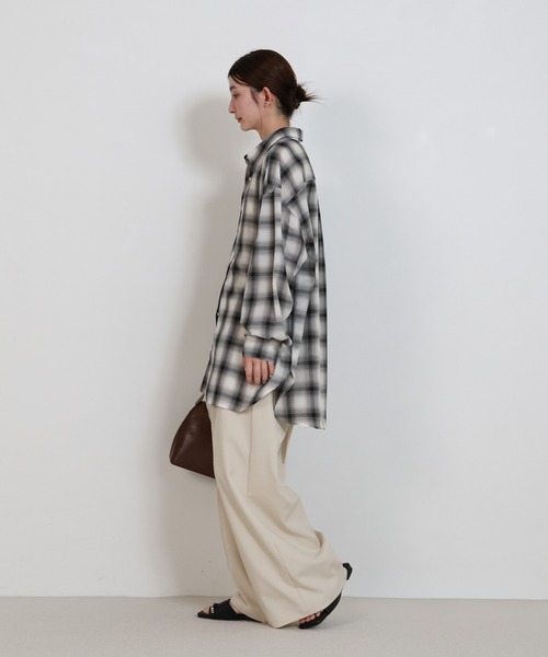 select MOCA（セレクトモカ）の「チェックシアーオーバーシャツ（シャツ/ブラウス・レディース・オフホワイト/カーキ/ブラック・FREE）」の22枚目の写真