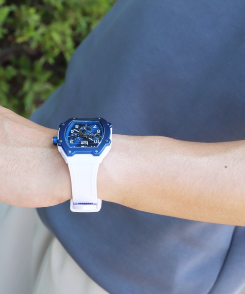 ICE WATCH(アイスウォッチ)の「「Ice-Watch アイスウォッチ」ICE boliday アイスボリデイ -Plastic - Medium - MT(アナログ腕時計・メンズ・ブラック×ゴールド/カーキ/ブラック×レッド/ホワイト×ブルー・FREE)」の15枚目の写真