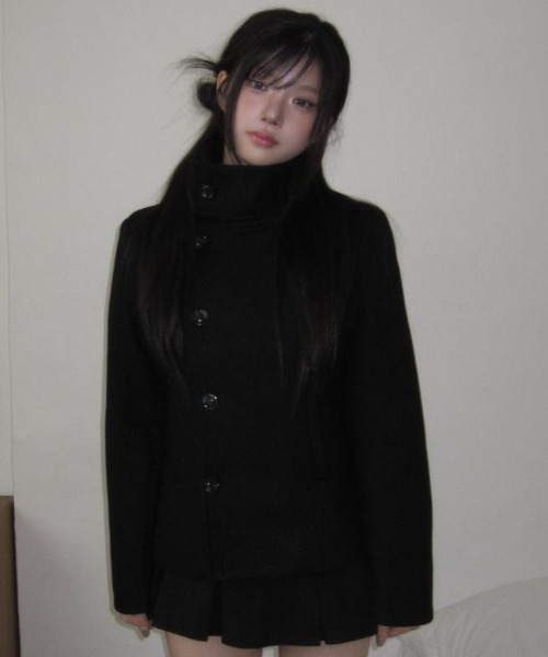 semplice（センプリチェ）の「スタンドカラーのシングルバックルの黒いウールのコート（その他アウター・レディース・ブラック・F）」の8枚目の写真