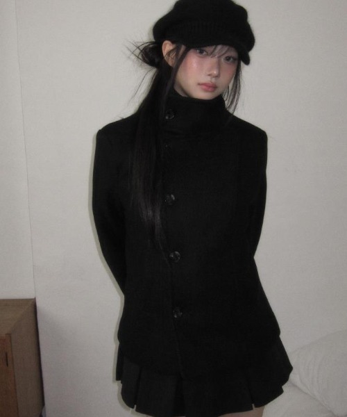 semplice（センプリチェ）の「スタンドカラーのシングルバックルの黒いウールのコート（その他アウター・レディース・ブラック・F）」の7枚目の写真