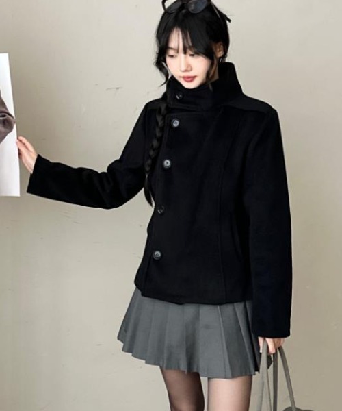 semplice（センプリチェ）の「スタンドカラーのシングルバックルの黒いウールのコート（その他アウター・レディース・ブラック/ライトグレー・F）」の18枚目の写真