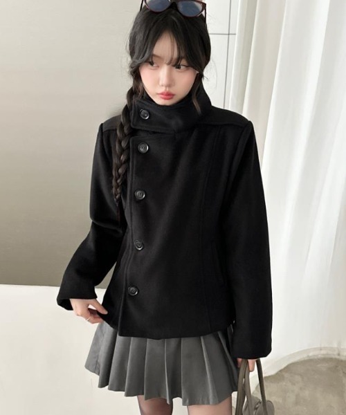 semplice（センプリチェ）の「スタンドカラーのシングルバックルの黒いウールのコート（その他アウター・レディース・ブラック/ライトグレー・F）」の20枚目の写真